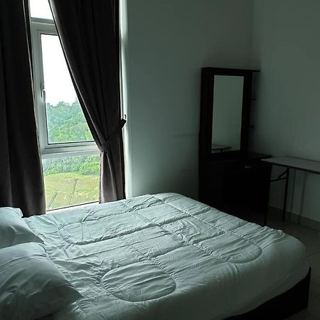 Direct Qbm & Ikea *Highfloor Sunrise Seaview Condo 峇六拜 外观 照片